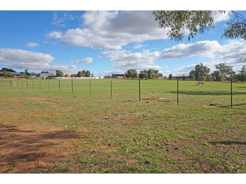 Lot 2 Kemp St, Junee NSW 2663