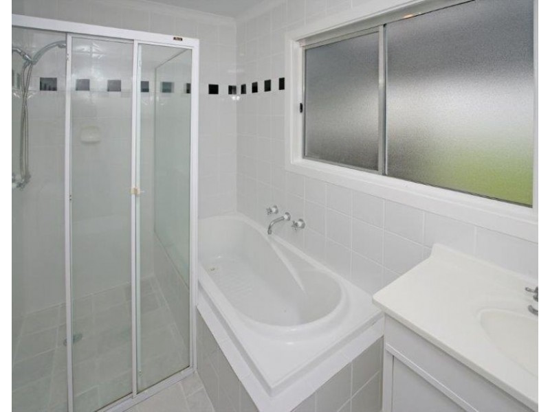 21 King St, Junee NSW 2663