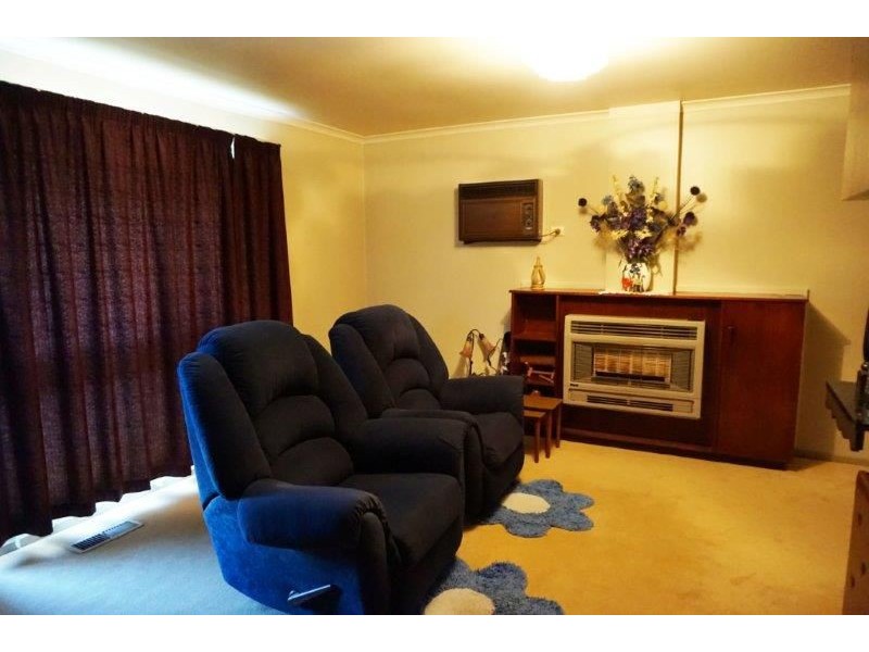 7 Arnold St, Junee NSW 2663