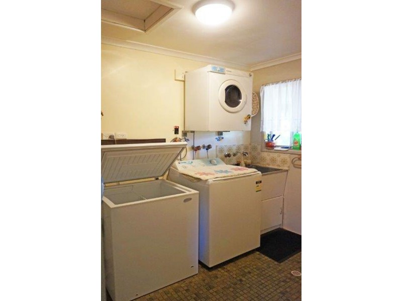 7 Arnold St, Junee NSW 2663