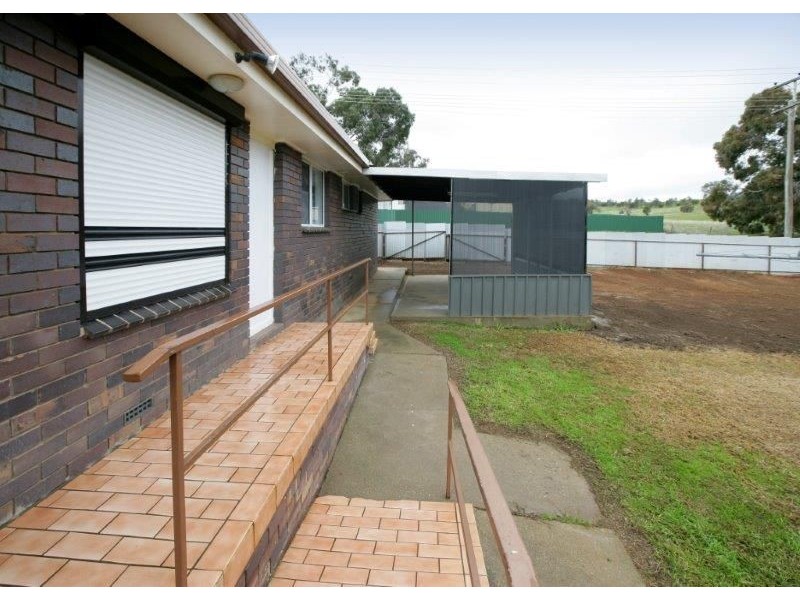 45 Pitt St, Junee NSW 2663