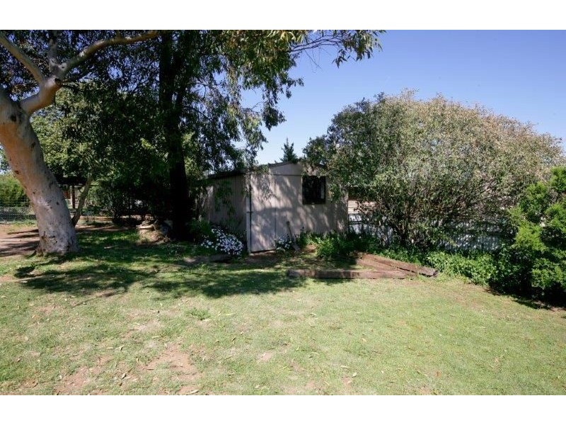 38 William Street, Junee NSW 2663