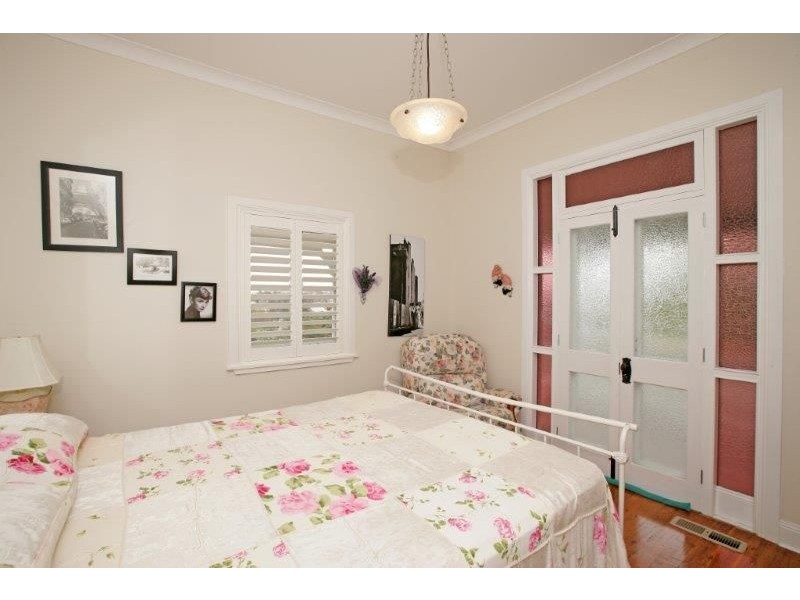 54 Commins Street, Junee NSW 2663