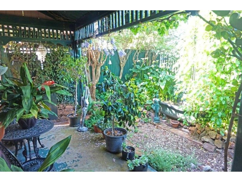33 Commins St, Junee NSW 2663