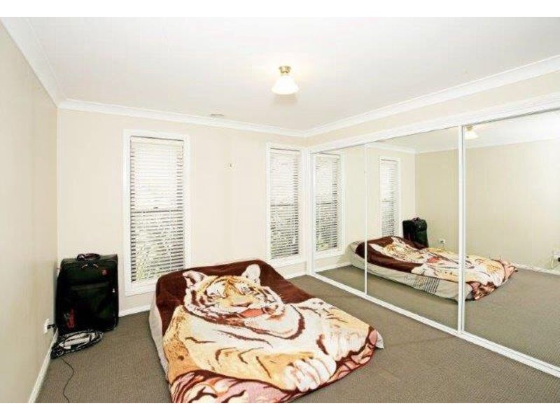 36 Loughan Rd, Junee NSW 2663