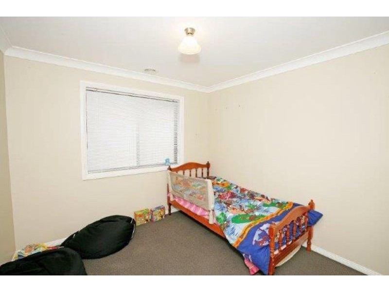 36 Loughan Rd, Junee NSW 2663