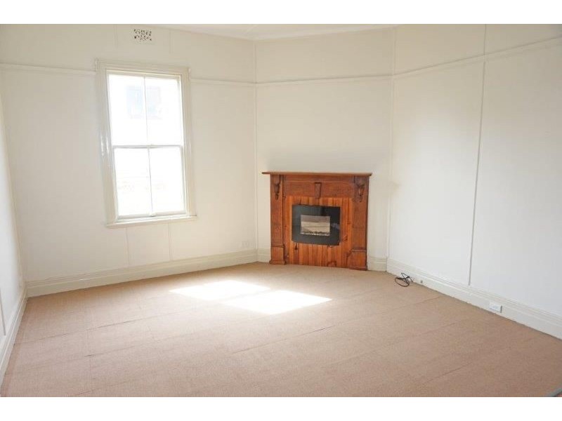52 George Street, Junee NSW 2663