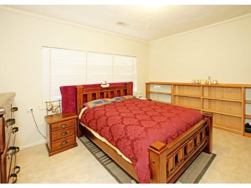 9 Kitchener Street, Junee NSW 2663