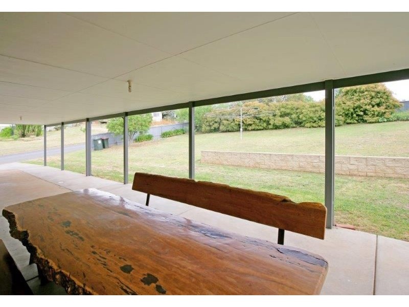 9 Kitchener Street, Junee NSW 2663