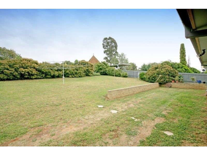 9 Kitchener Street, Junee NSW 2663