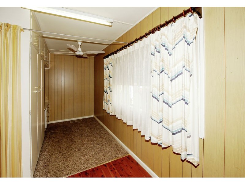 25 Dalley Street, Junee NSW 2663