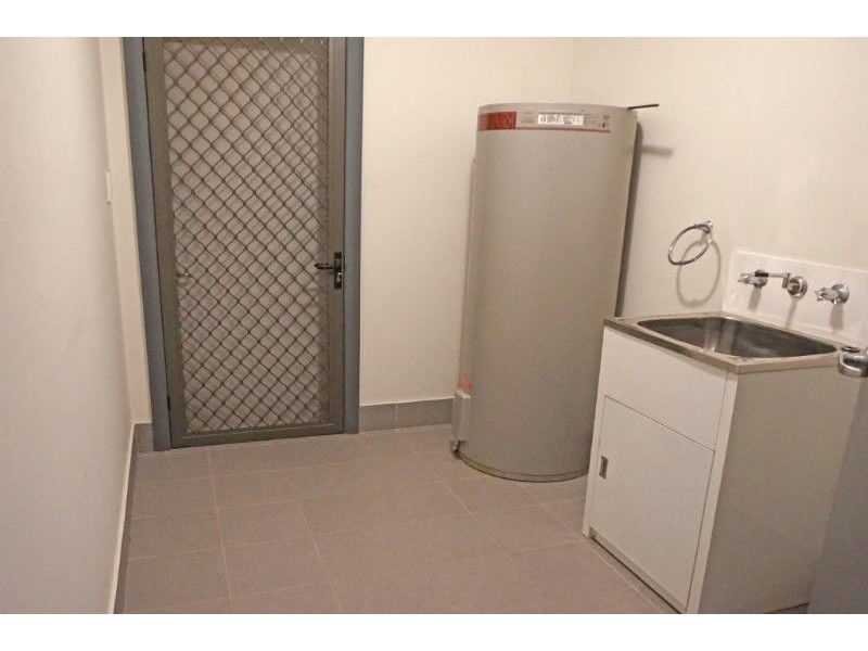 1/65 Commins Street, Junee NSW 2663