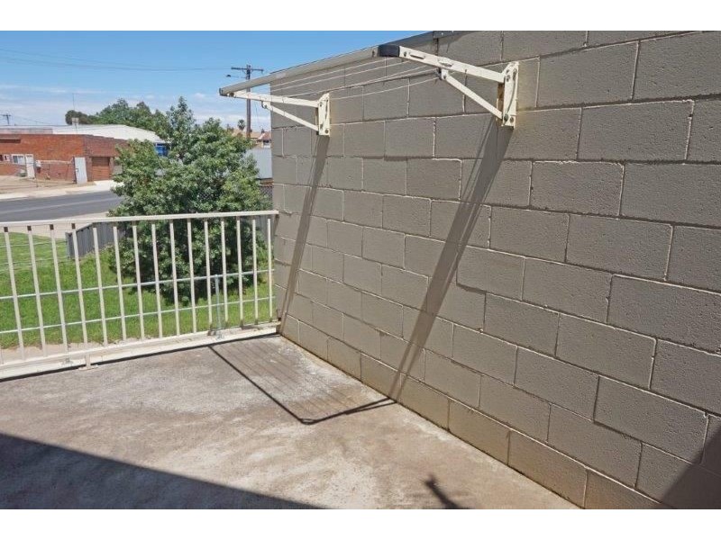 1/65 Commins Street, Junee NSW 2663