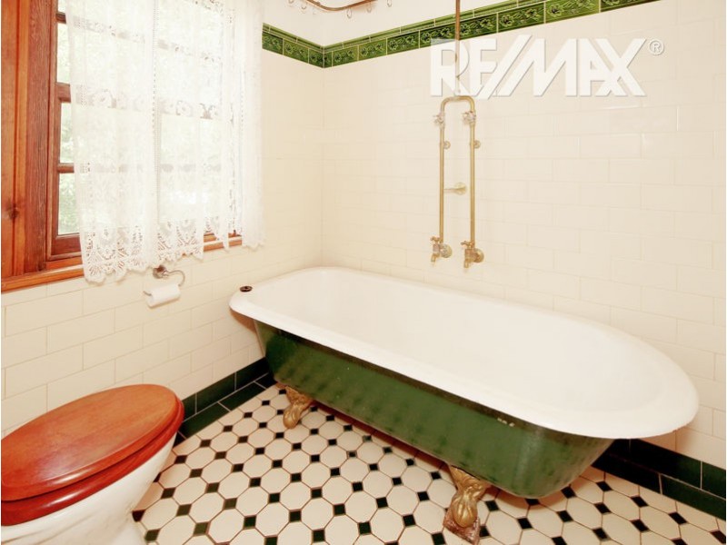 17 Thomas Street, Junee NSW 2663