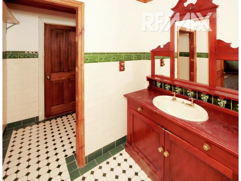 17 Thomas Street, Junee NSW 2663