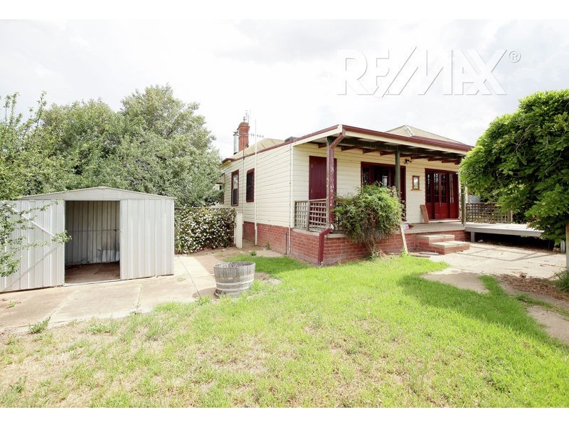 17 Thomas Street, Junee NSW 2663