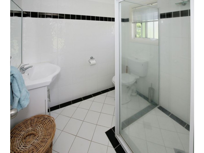 60 Regent Street, Junee NSW 2663