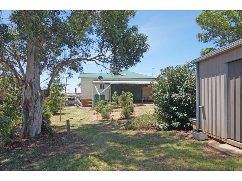 53 Hill St, Junee NSW 2663