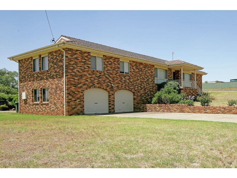 63 Prince Street, Junee NSW 2663