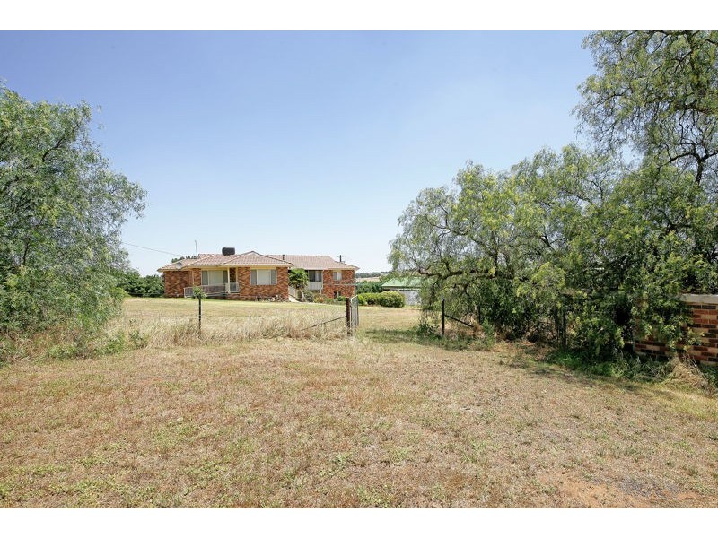 63 Prince Street, Junee NSW 2663