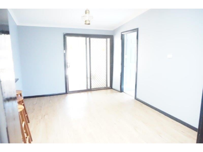 87 George St, Junee NSW 2663