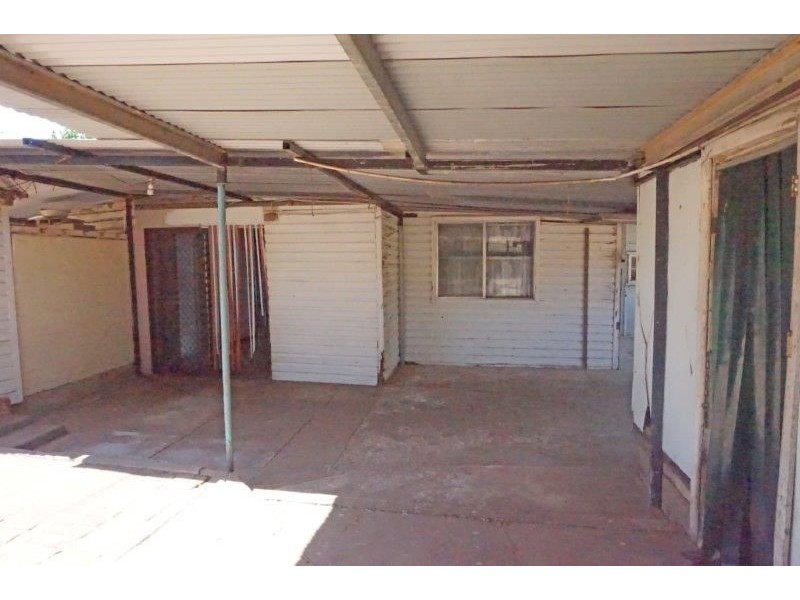 87 George St, Junee NSW 2663