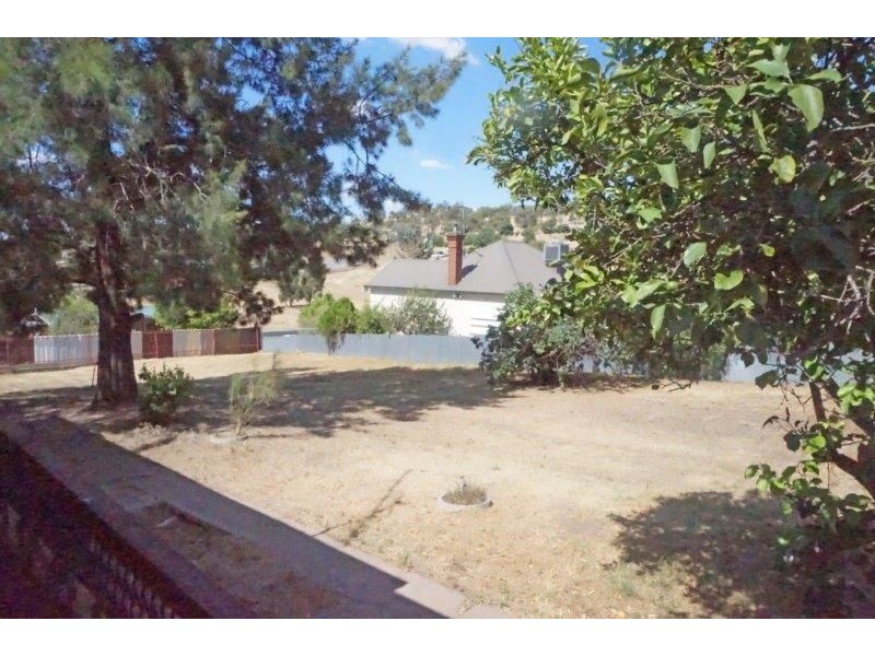 87 George St, Junee NSW 2663