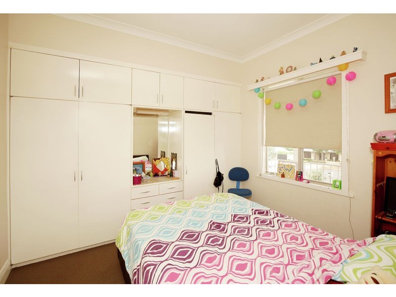 60 Commins Street, Junee NSW 2663