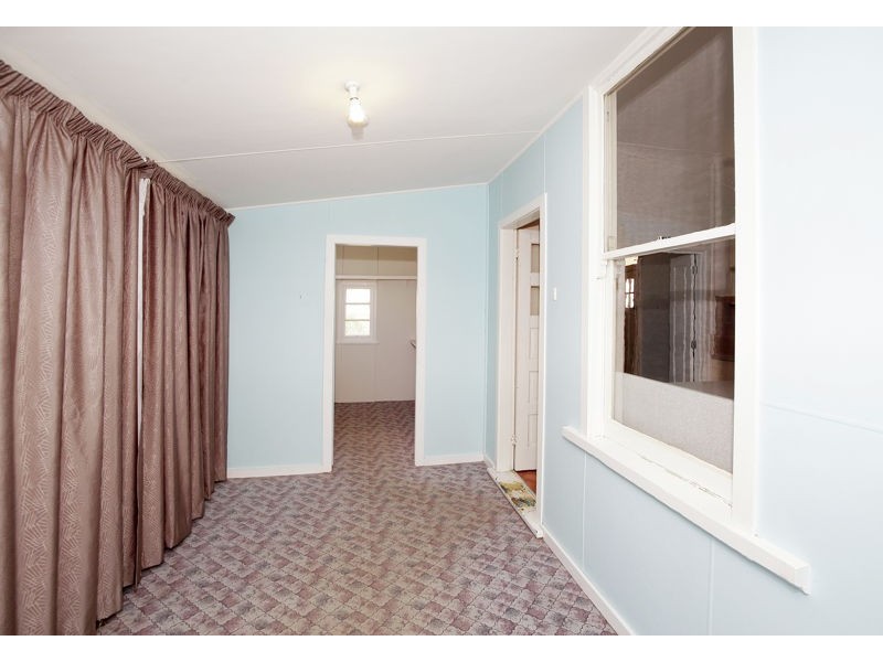 53 Hill Street, Junee NSW 2663