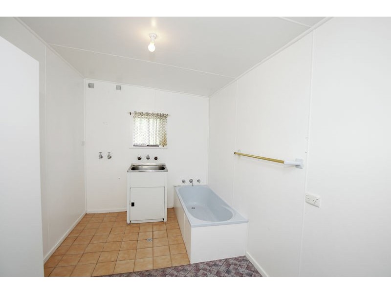 53 Hill Street, Junee NSW 2663