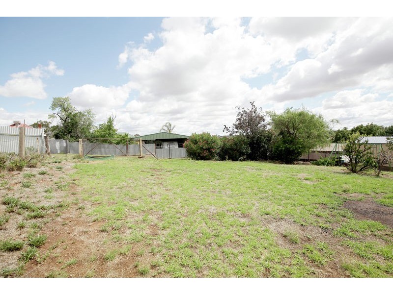 53 Hill Street, Junee NSW 2663