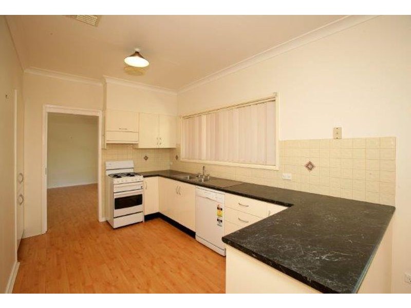 41 Pitt Street, Junee NSW 2663