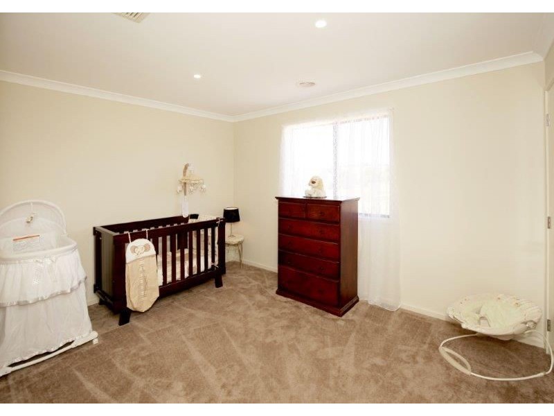 5 Walster St, Junee NSW 2663