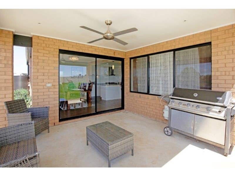 5 Walster St, Junee NSW 2663