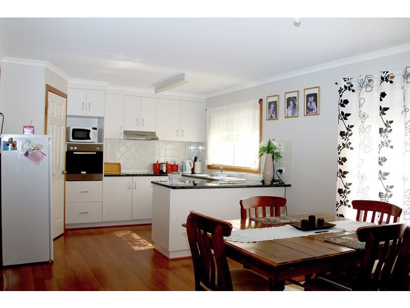 7 Hebden Street, Lockhart NSW 2656