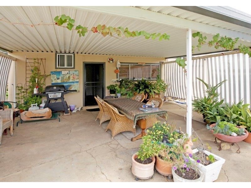 28 George Street, Junee NSW 2663