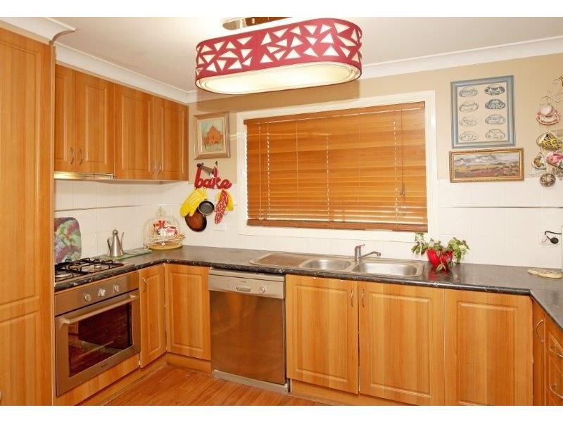 28 Ducker St, Junee NSW 2663