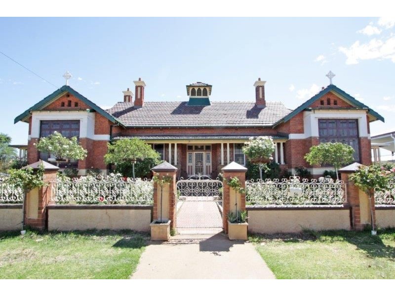 56 Bruce St, Coolamon NSW 2701