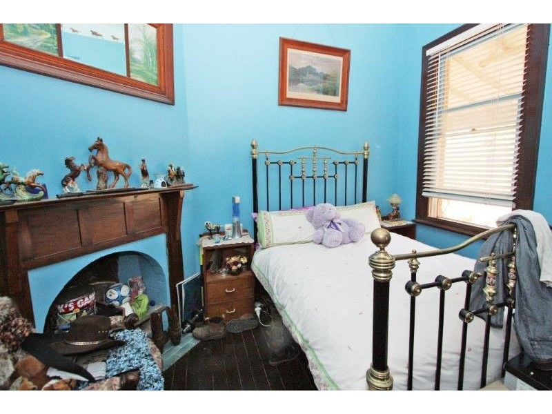 56 Bruce St, Coolamon NSW 2701