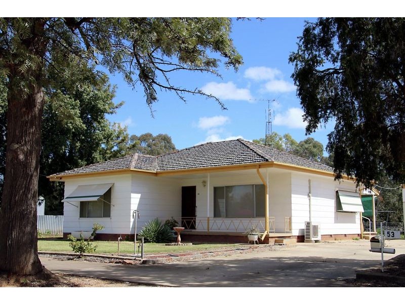 53 Urana Street, Lockhart NSW 2656