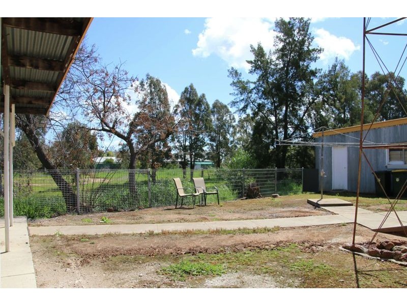 53 Urana Street, Lockhart NSW 2656
