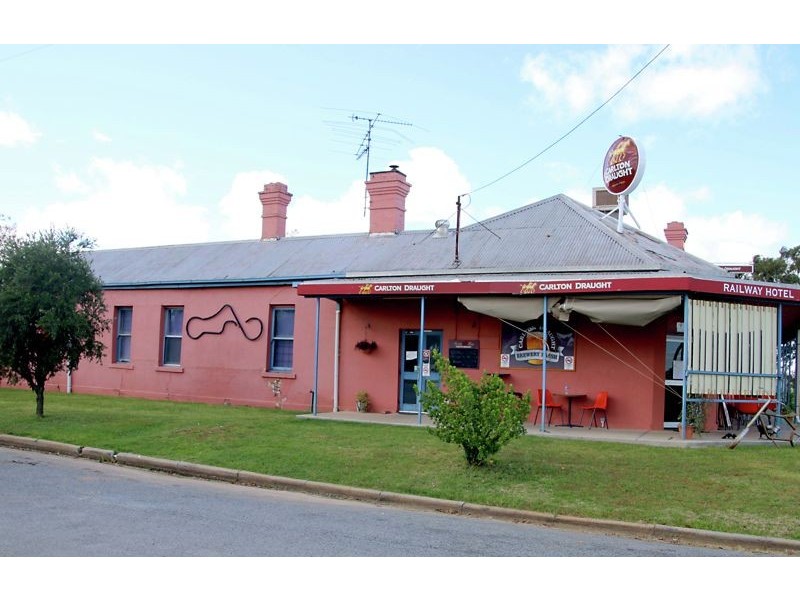 33 Brookong Street, Lockhart NSW 2656