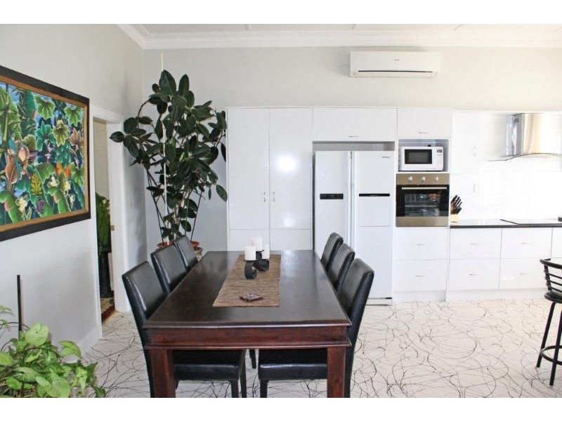 158 Green Street, Lockhart NSW 2656