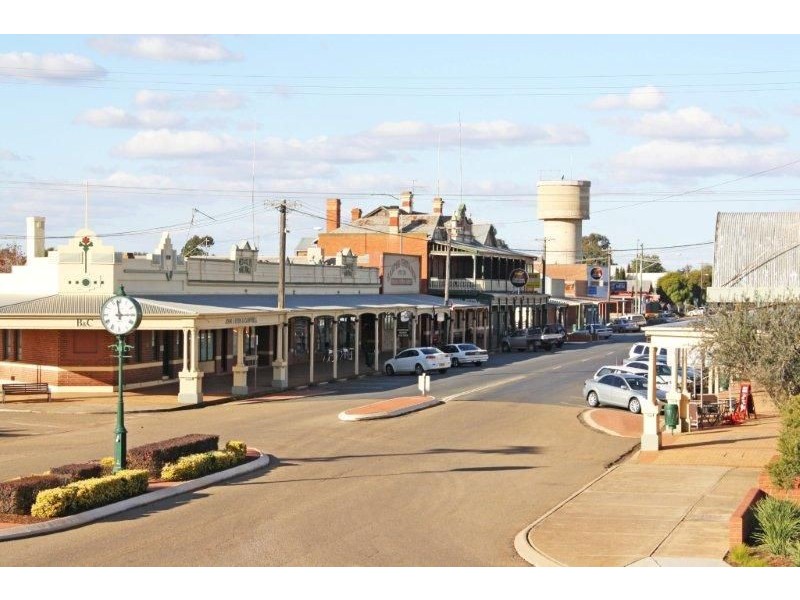 158 Green Street, Lockhart NSW 2656