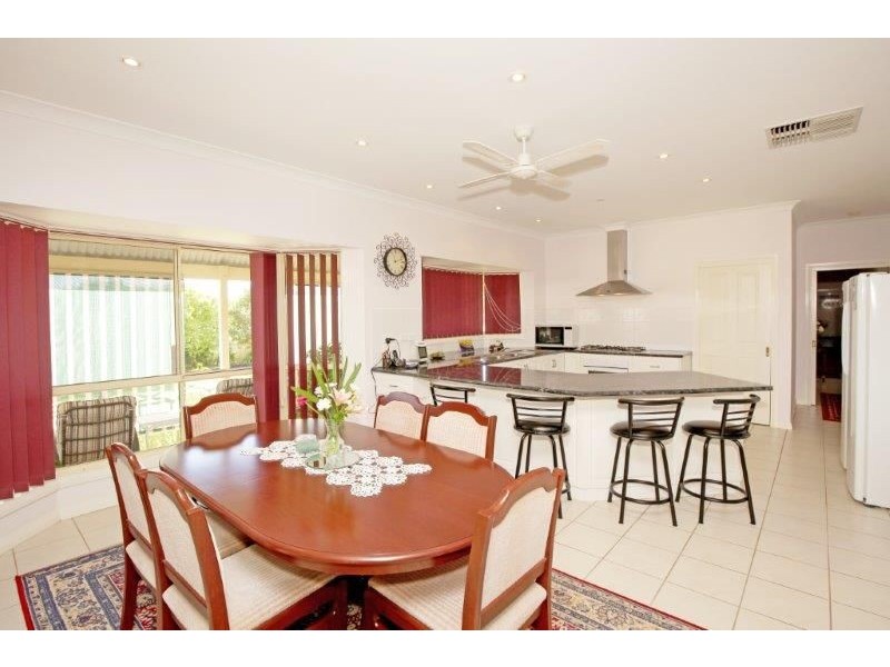 93 Wardle St, Junee NSW 2663