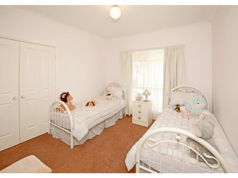 93 Wardle St, Junee NSW 2663