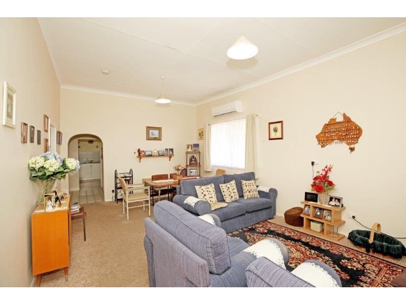 5 William Street, Junee NSW 2663