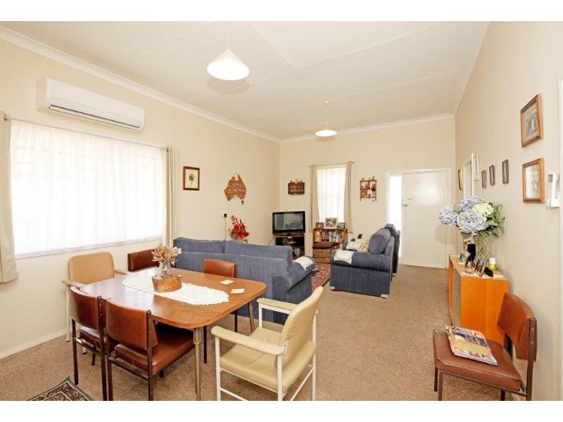5 William Street, Junee NSW 2663