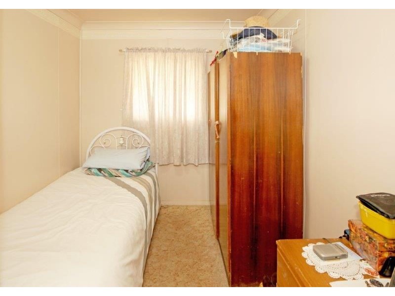 5 William Street, Junee NSW 2663
