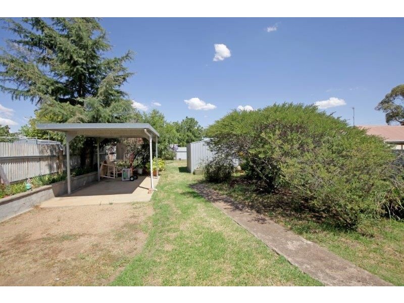 5 William Street, Junee NSW 2663